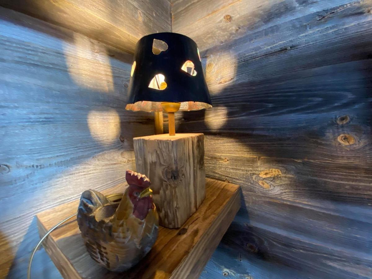Micro-Lodge, Le Petit Nid D'Amour Montriond Bagian luar foto