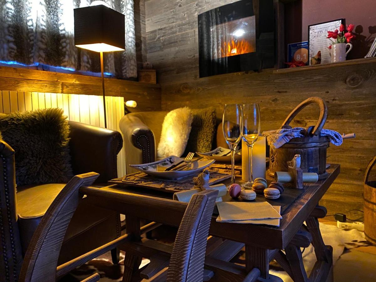 Micro-Lodge, Le Petit Nid D'Amour Montriond Bagian luar foto