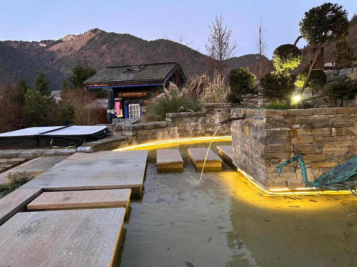 Micro-Lodge, Le Petit Nid D'Amour Montriond Bagian luar foto