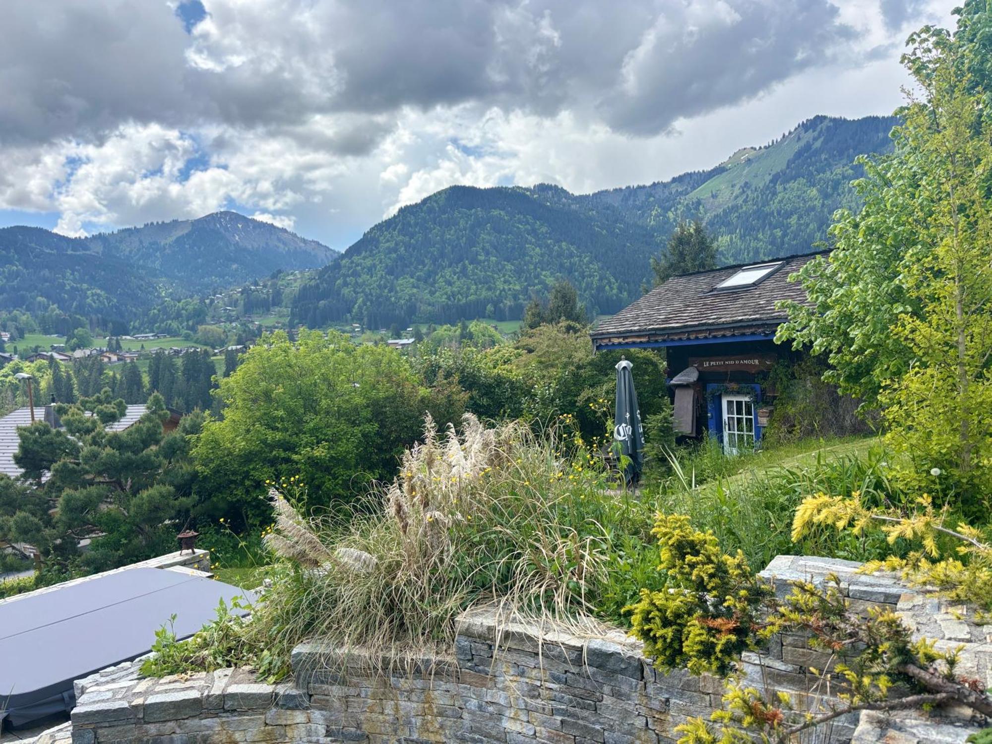 Micro-Lodge, Le Petit Nid D'Amour Montriond Bagian luar foto