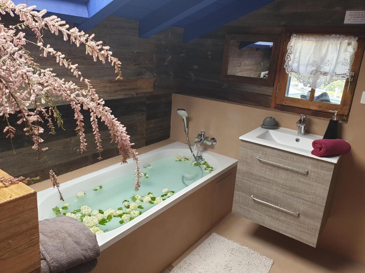 Micro-Lodge, Le Petit Nid D'Amour Montriond Bagian luar foto